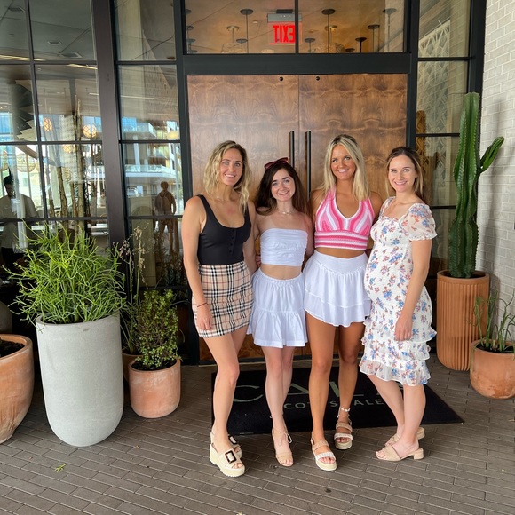 sisterswhoposh